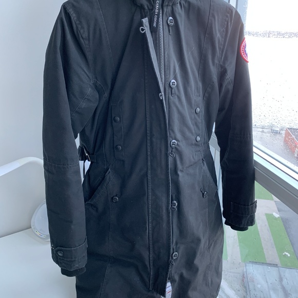 Canada Goose Jacket - Picture 2 of 4